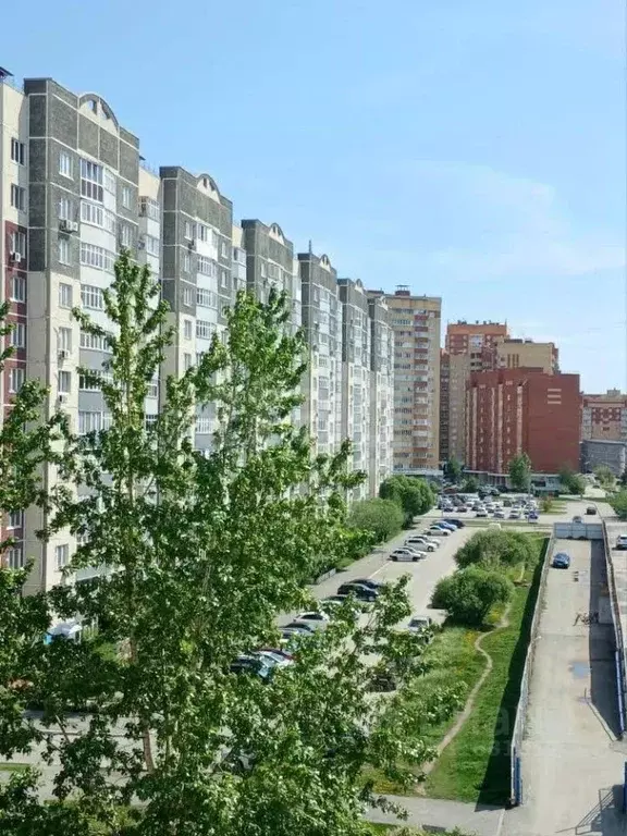 2-к кв. Тюменская область, Тюмень Широтная ул., 171к5 (67.1 м) - Фото 0