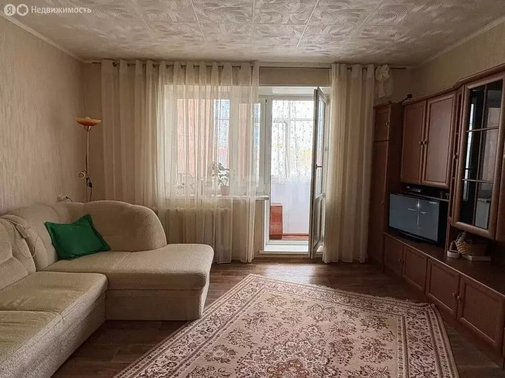 3-комнатная квартира: Тобольск, 10-й микрорайон, 35 (64.5 м) - Фото 2