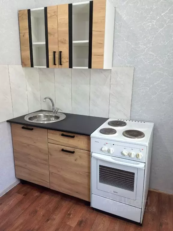 2-к кв. Иркутская область, Усолье-Сибирское ул. Стопани, 79 (45.0 м) - Фото 1