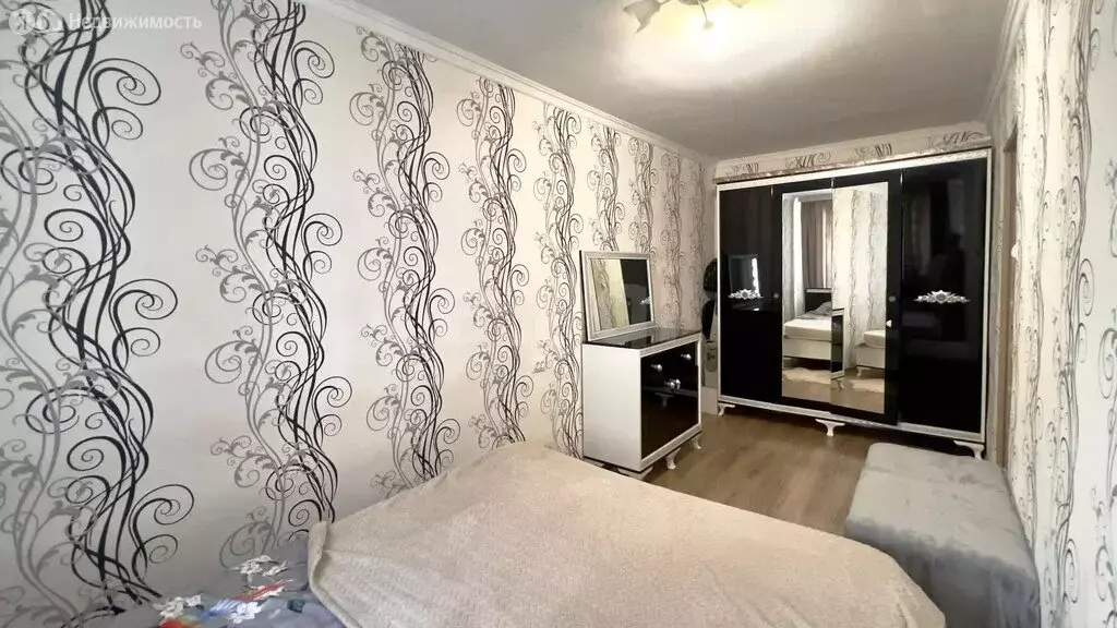 2-комнатная квартира: Тырныауз, Эльбрусский проспект, 18 (42.8 м) - Фото 1