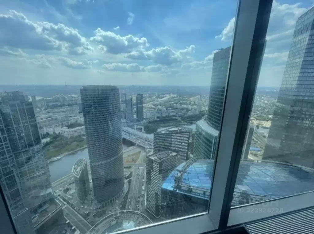 Помещение свободного назначения в Москва наб. Пресненская, 12 (180 м) - Фото 1