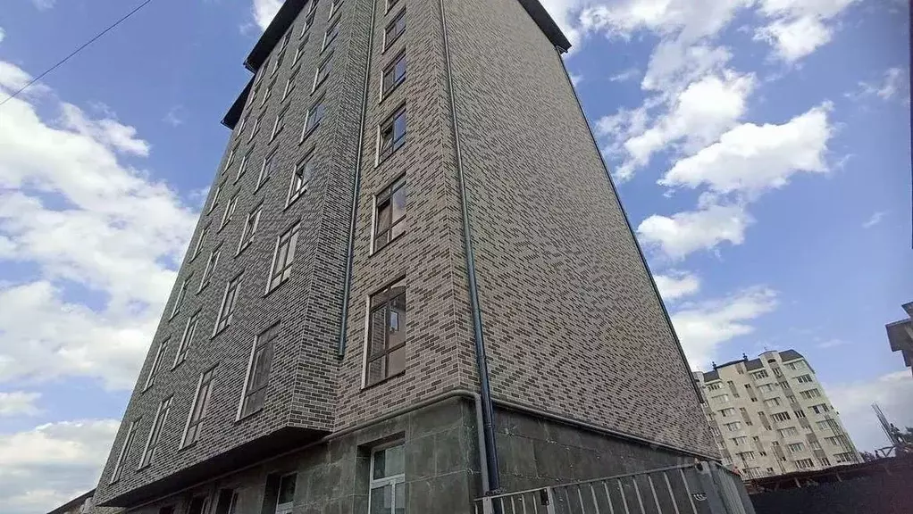 1-к кв. Кабардино-Балкария, Нальчик ул. Чернышевского, 201 (46.0 м) - Фото 0
