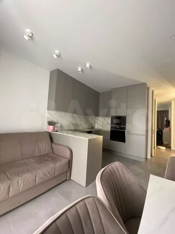 3-к. квартира, 60 м, 7/18 эт. - Фото 0