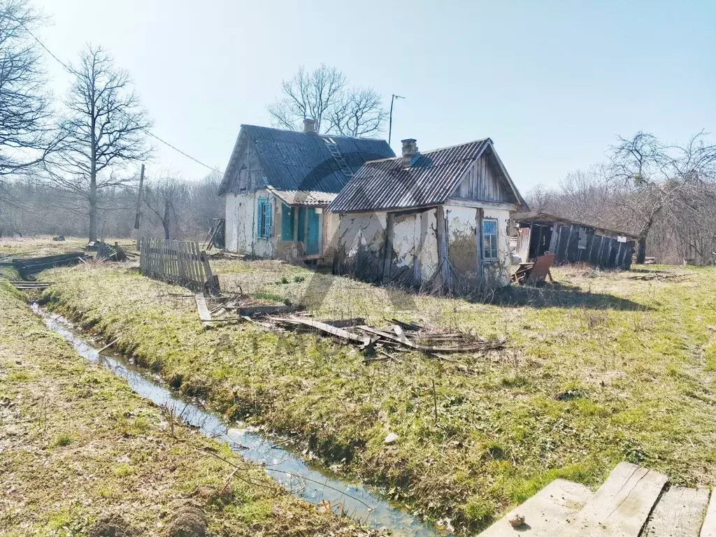 Дом в Краснодарский край, Апшеронское городское поселение, Зазулин ... - Фото 1