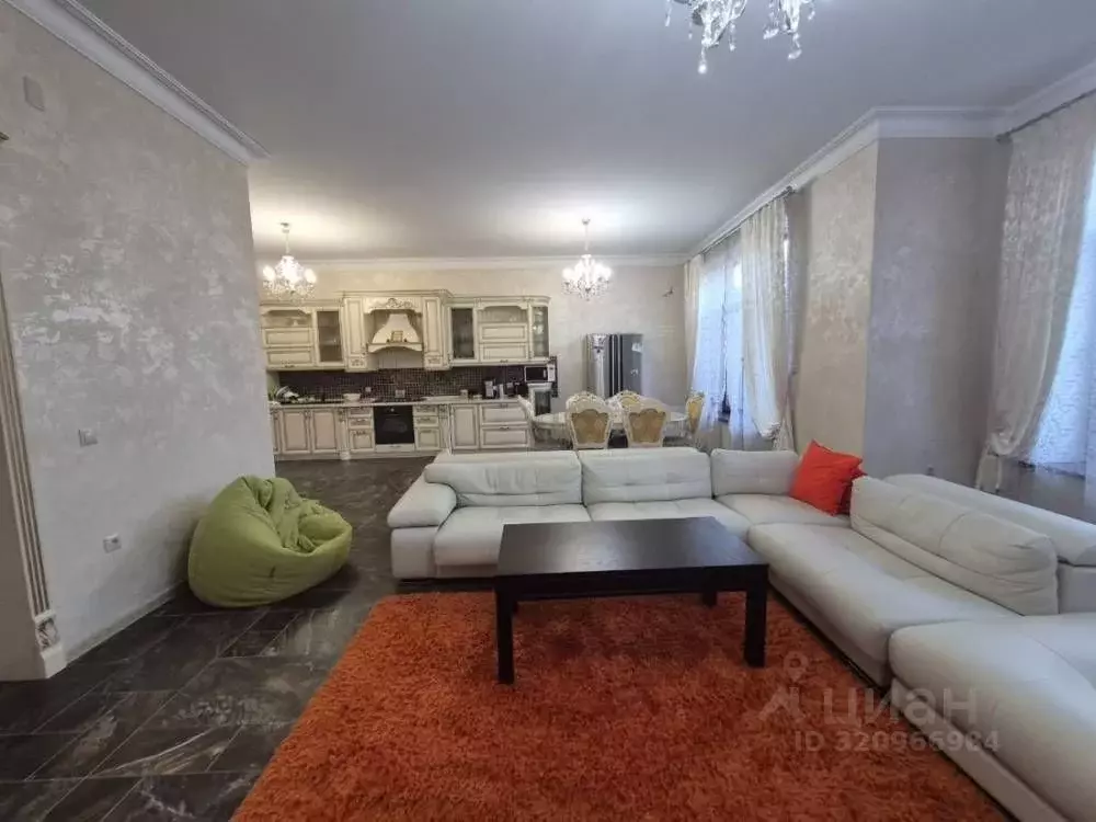 Дом в Ставропольский край, Кисловодск Широкая ул., 59 (299 м) - Фото 1