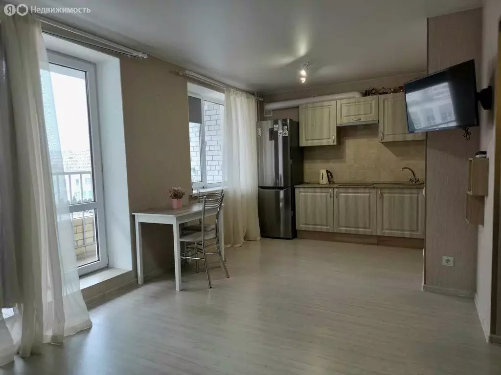 Квартира-студия: Волжский, улица имени Генерала Карбышева, 164Б (26.6 ... - Фото 2