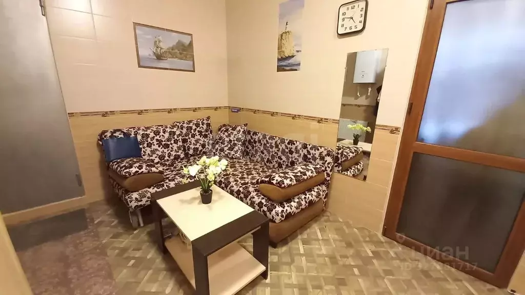 Гараж в Краснодарский край, Анапа Владимирская ул., 105 (30 м) - Фото 1