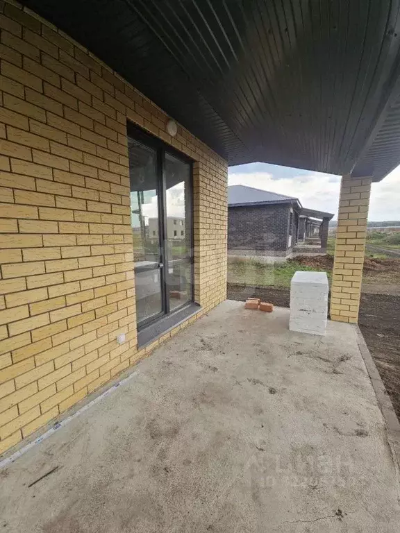 Дом в Башкортостан, Уфимский район, Дмитриевский сельсовет, д. ... - Фото 1