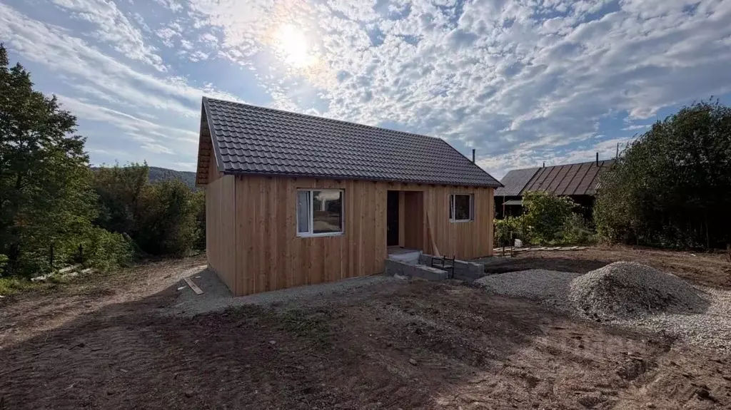 Дом в Алтайский край, Белокуриха Нарядная ул., 35 (60 м) - Фото 1