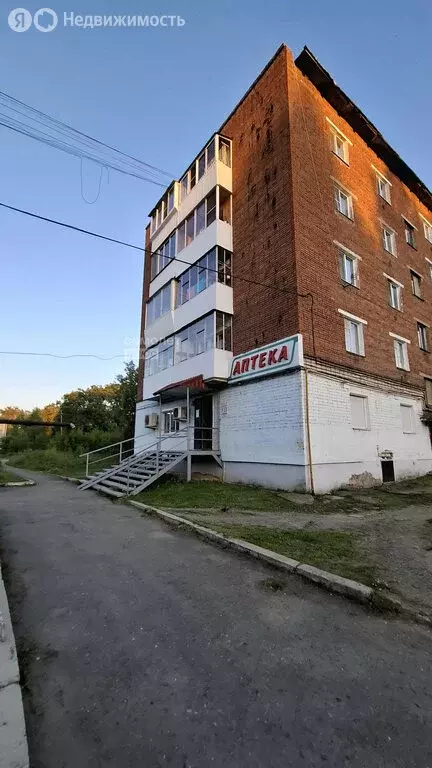 2-комнатная квартира: Нижняя Салда, улица Строителей, 54 (43.2 м) - Фото 0