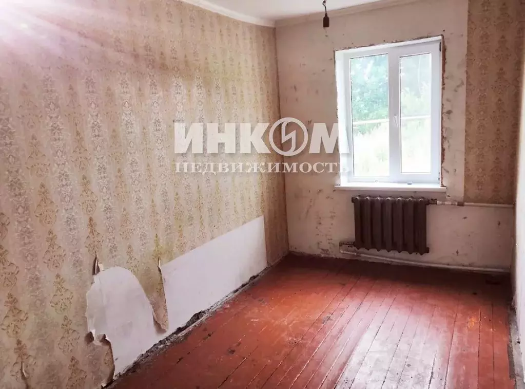 3-к кв. Орловская область, Урицкий район, Городищенское с/пос, с. ... - Фото 2