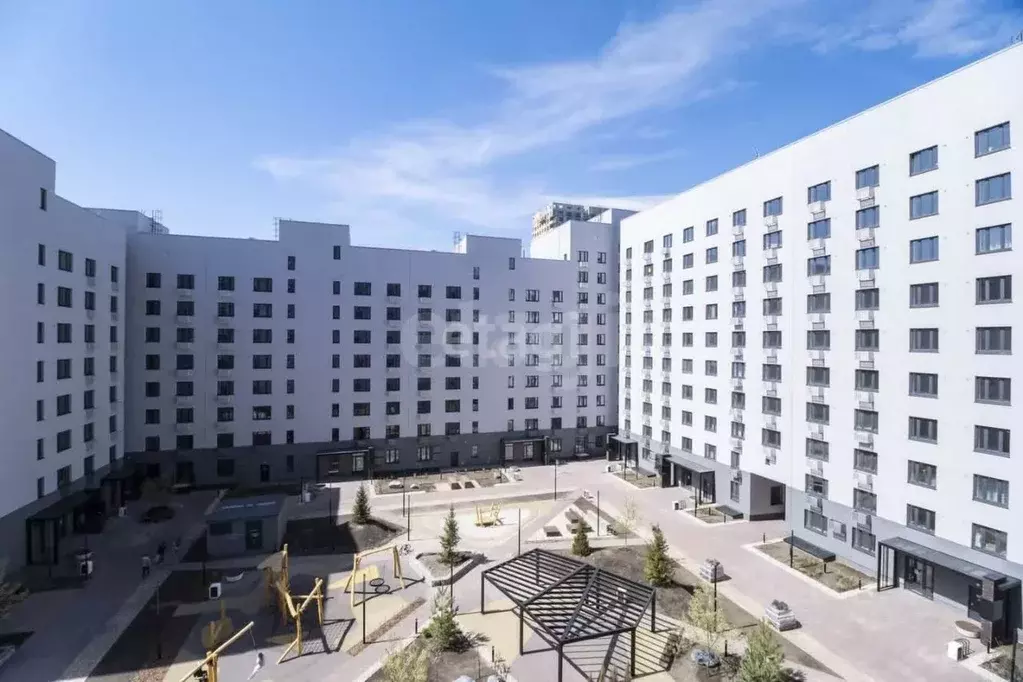 3-к кв. Тюменская область, Тюмень Новгородская ул., 14 (85.6 м) - Фото 1