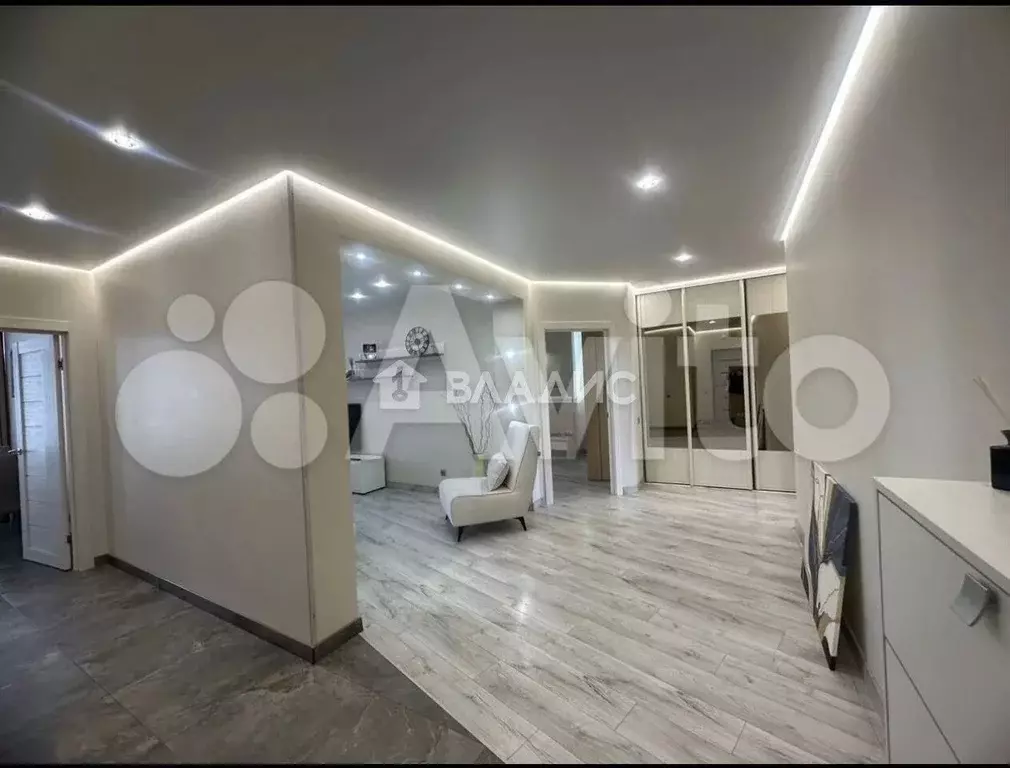3-к. квартира, 100 м, 8/17 эт. - Фото 0