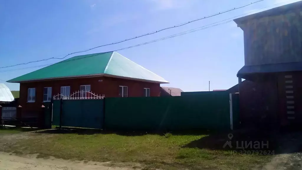 Дом в Башкортостан, Мечетлинский район, с. Большеустьикинское ... - Фото 2