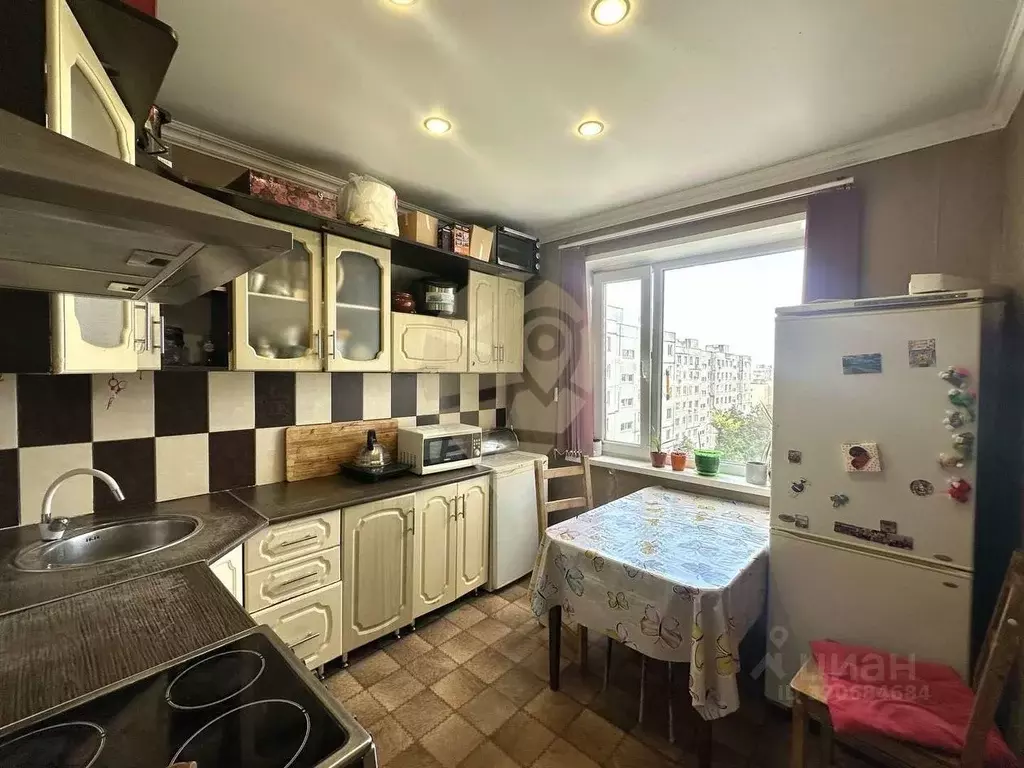 3-к кв. Белгородская область, Старый Оскол Жукова мкр, 50 (65.5 м) - Фото 1
