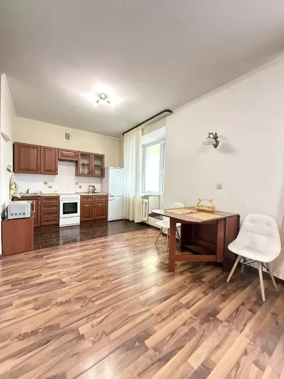 1-к кв. Тюменская область, Тюмень Холодильная ул., 142 (49.0 м) - Фото 1