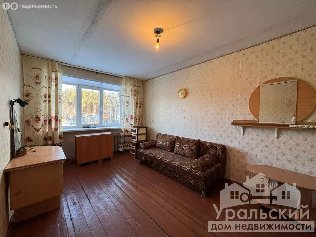 1-комнатная квартира: Свердловская область, муниципальное образование ... - Фото 1