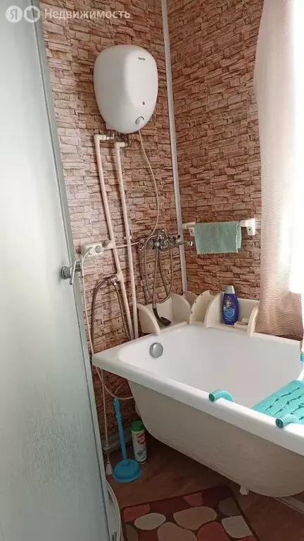 Дом в село Рябки, улица 50 лет Октября (56.4 м) - Фото 1