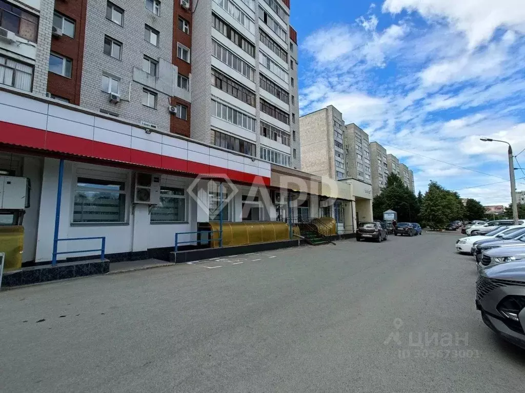 Помещение свободного назначения в Татарстан, Казань ул. Космонавтов, ... - Фото 1