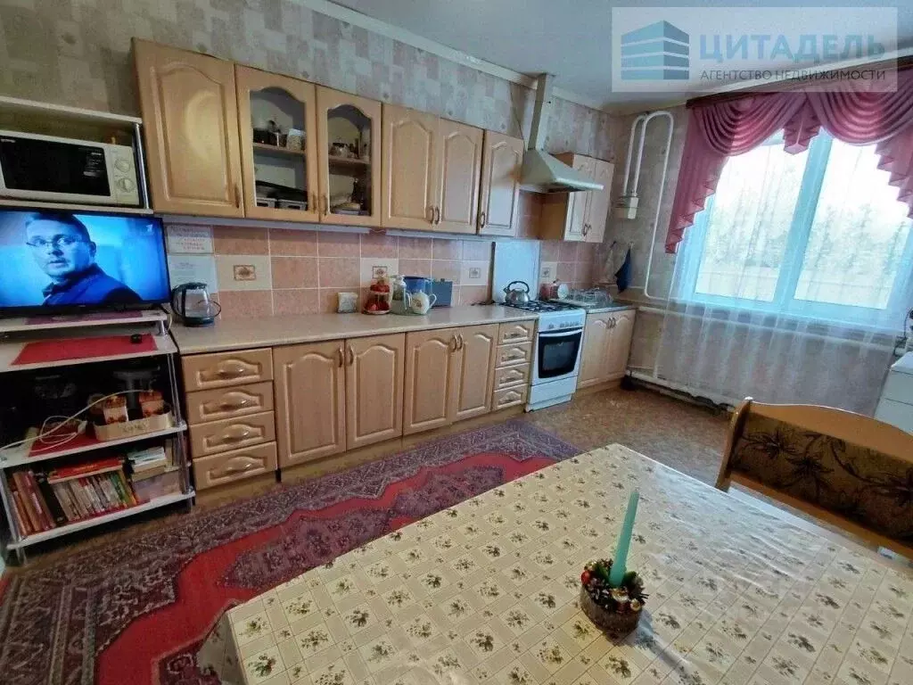 3-к кв. Брянская область, Погар рп ул. Молодежная, 1/3 (145.0 м) - Фото 1
