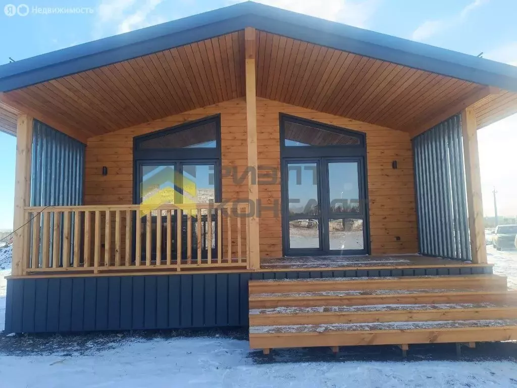 Дом в Омский район, Богословское сельское поселение, село Новомосковка ... - Фото 2