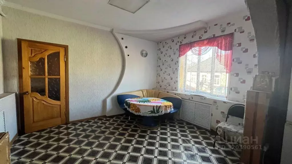 Дом в Краснодарский край, Лабинск ул. Турчанинова, 65 (98 м) - Фото 2