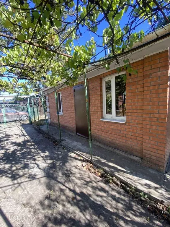 Дом в Ростовская область, Азов Азовский район, пер. Стахановский (42 ... - Фото 1