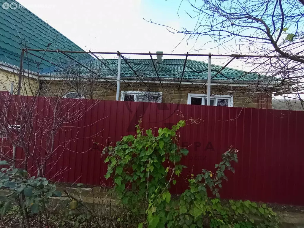 Дом в станица Куринская, Железнодорожная улица (188 м) - Фото 2