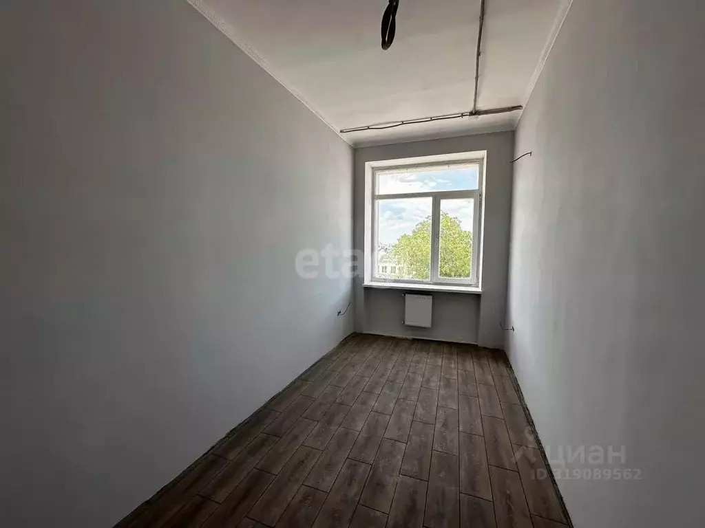 Офис в Крым, Симферополь ул. Крылова (15 м) - Фото 1