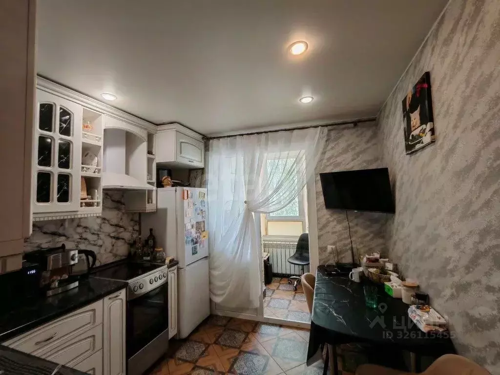 2-к кв. Тюменская область, Тюмень Парфеново мкр, ул. Тимуровцев, 28 ... - Фото 2