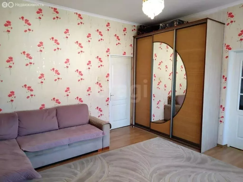 3-комнатная квартира: Гусев, Первомайская улица, 3 (74.4 м) - Фото 1