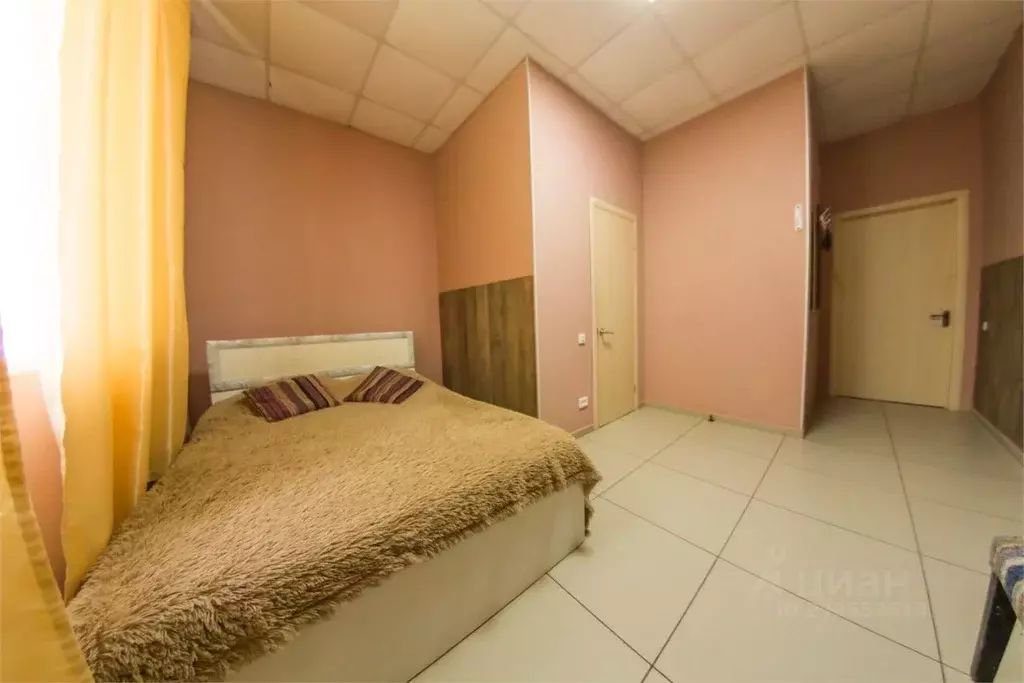 Комната Алтайский край, Барнаул Новороссийская ул., 7 (1.0 м) - Фото 2