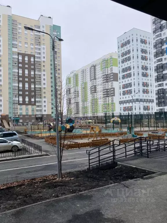 Студия Свердловская область, Екатеринбург ул. Латвийская, 58/4 (20.6 ... - Фото 1