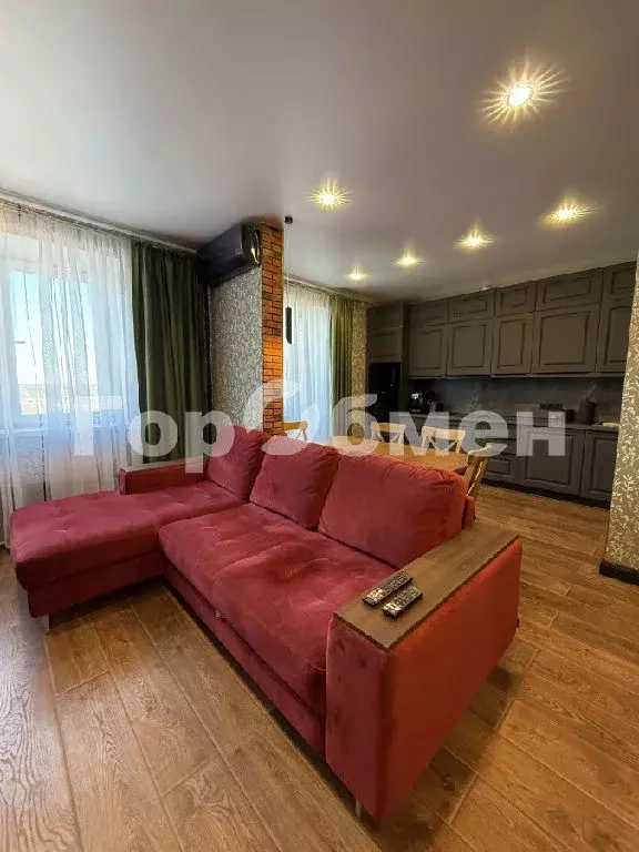 Продается 3-комнатная квартира - Фото 1