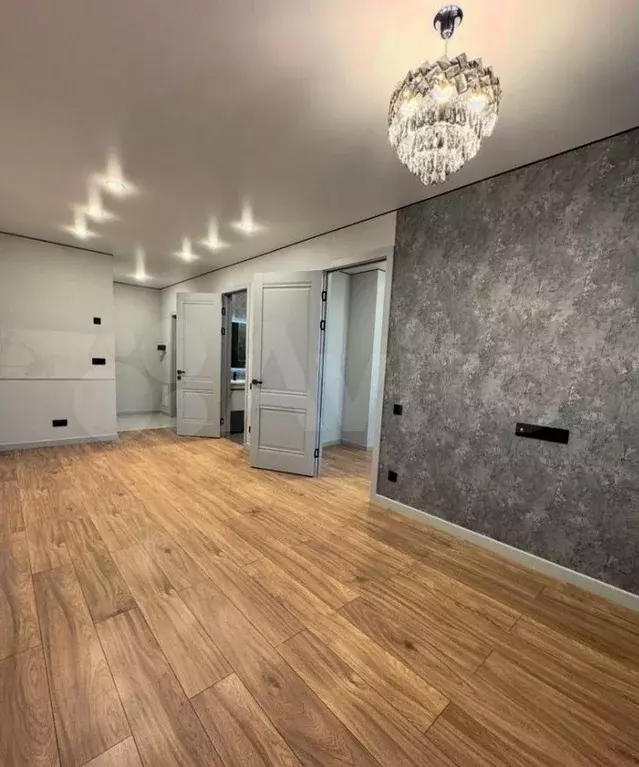 2-к. квартира, 54 м, 7/10 эт. - Фото 0