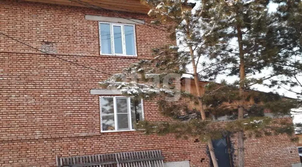 Дом в Бурятия, Улан-Удэ Тепличный мкр, 20-й кв-л, 16 (188 м) - Фото 1