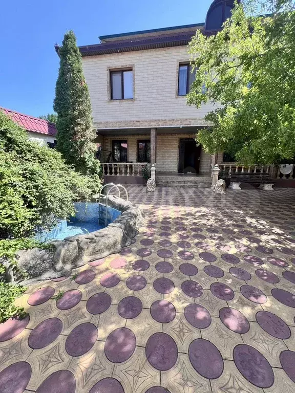 Дом 350 м на участке 9 сот. - Фото 0