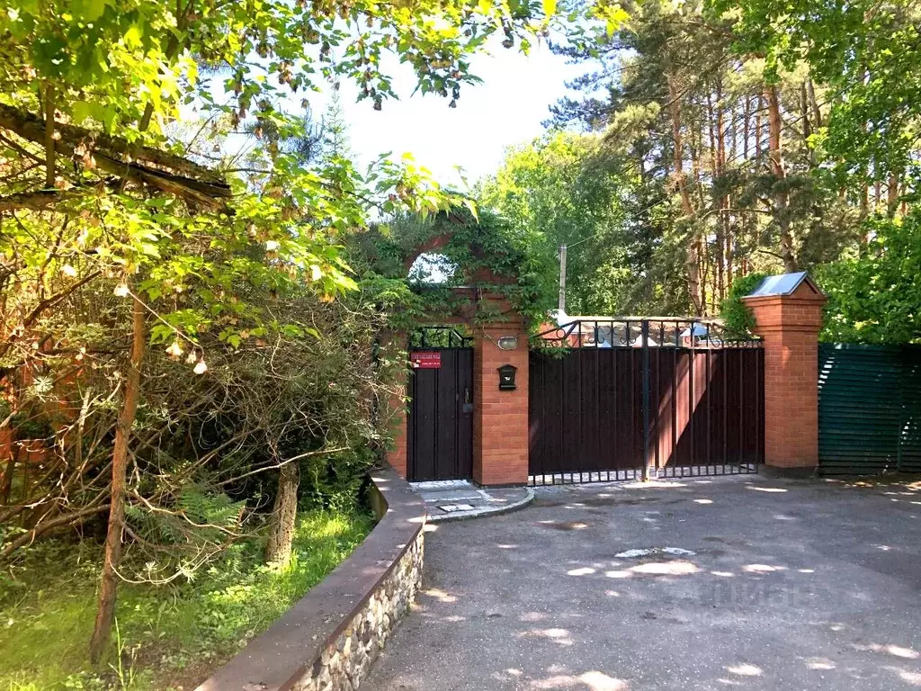 Дом в Московская область, Одинцовский городской округ, с. Иславское, ... - Фото 1