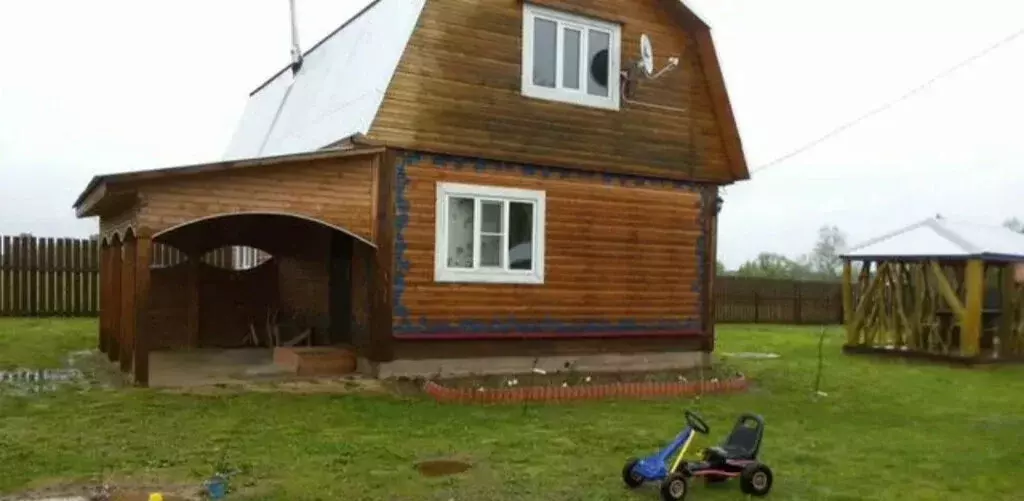 Дом в Ярославская область, Угличский муниципальный округ, деревня ... - Фото 1