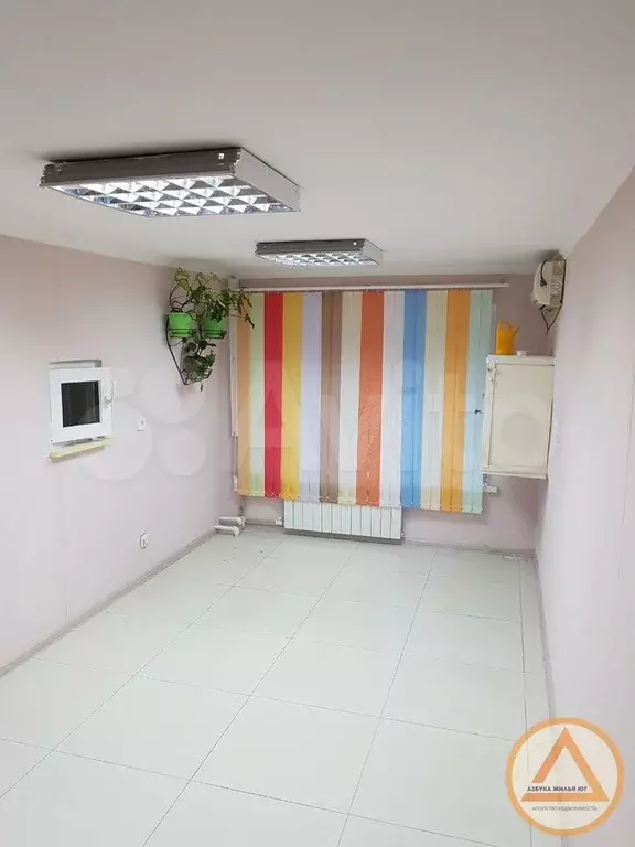 3-к. квартира, 55,5 м, 1/5 эт. - Фото 0