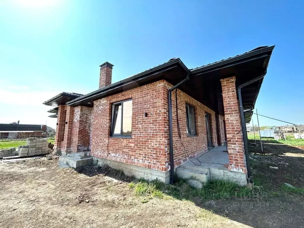 Дом в Краснодарский край, Кореновск ул. Захарченко (115 м) - Фото 1