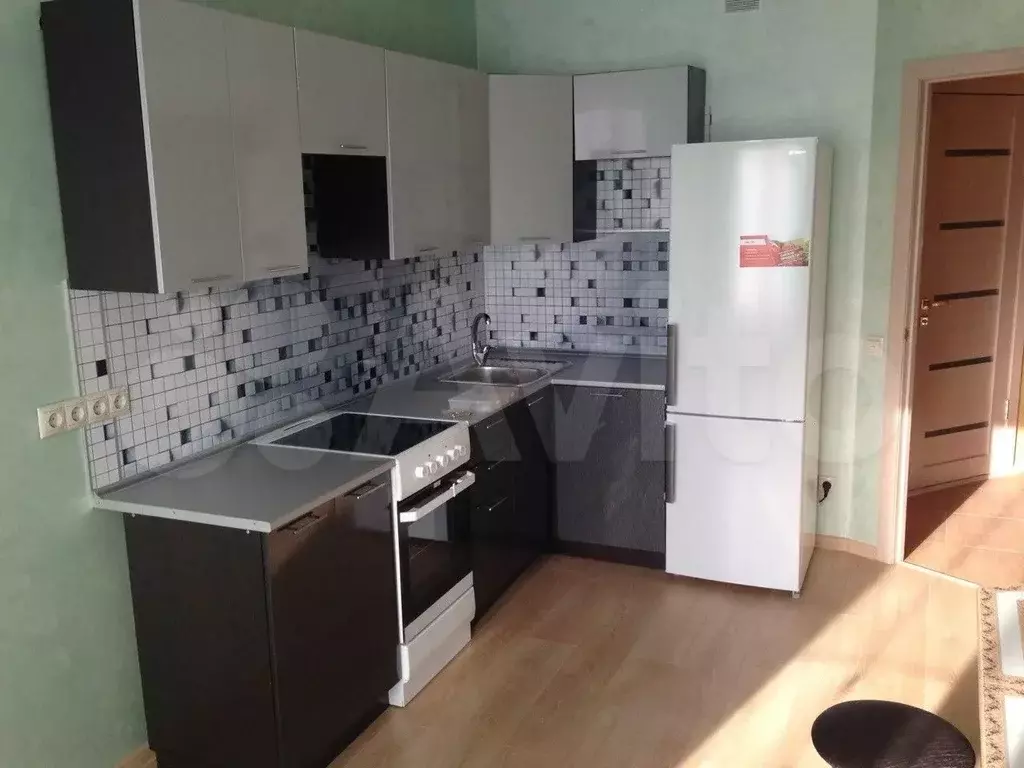 1-к. квартира, 40 м, 4/16 эт. - Фото 0