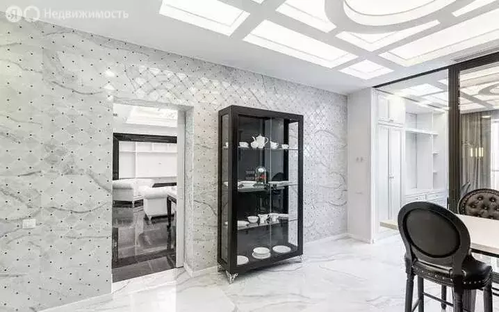 3-комнатная квартира: Краснодар, улица Адмирала Крузенштерна, 6 (78 м) - Фото 1