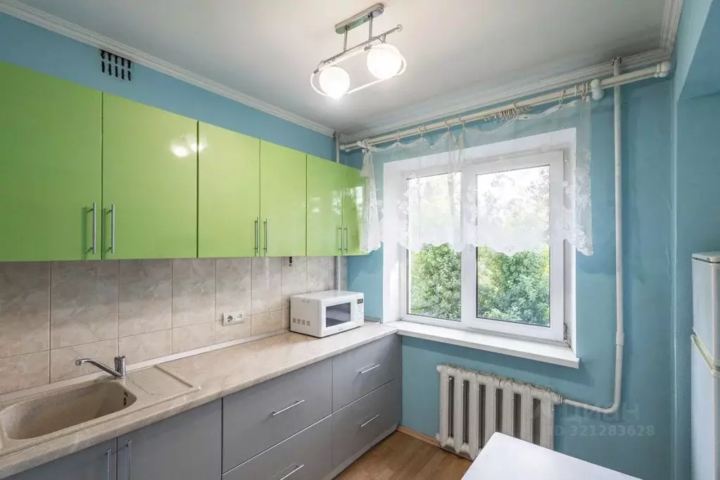 1-к кв. Омская область, Омск Заозерный мкр, ул. Тимофея Белозерова, 7 ... - Фото 0