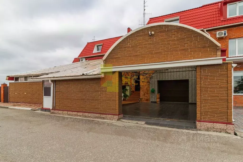 Таунхаус в Омская область, Омск Юго-Западная ул., 3к2 (413 м) - Фото 0