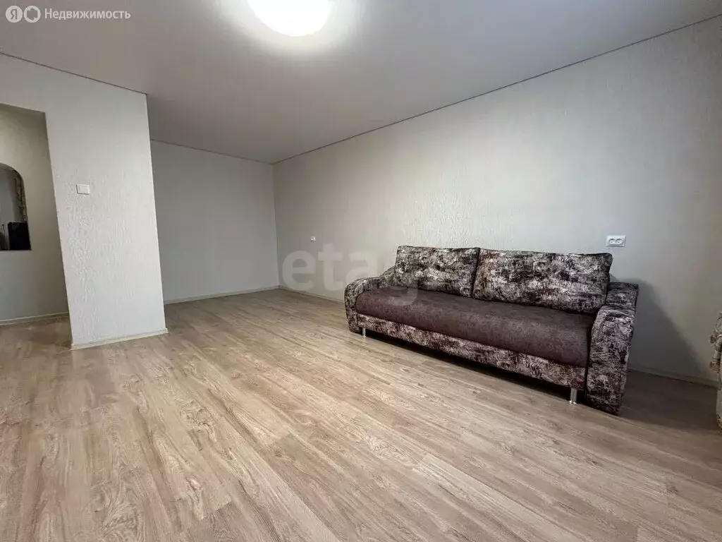 1-комнатная квартира: Чебаркуль, Электростальская улица, 5А (38 м) - Фото 1