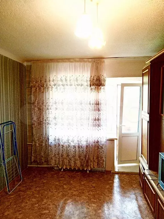 Комната 13 м в 1-к., 2/5 эт. - Фото 0