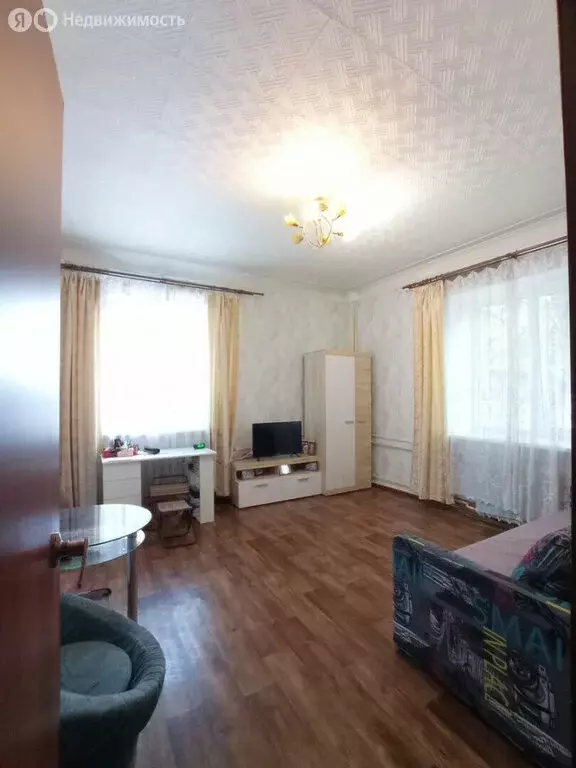 3-комнатная квартира: Челябинск, Каслинская улица, 24 (72.2 м) - Фото 1