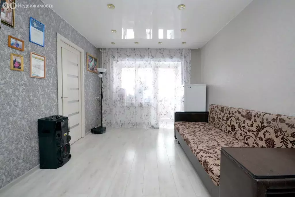 3-комнатная квартира: Республика Саха (Якутия), городской округ Жатай, ... - Фото 2