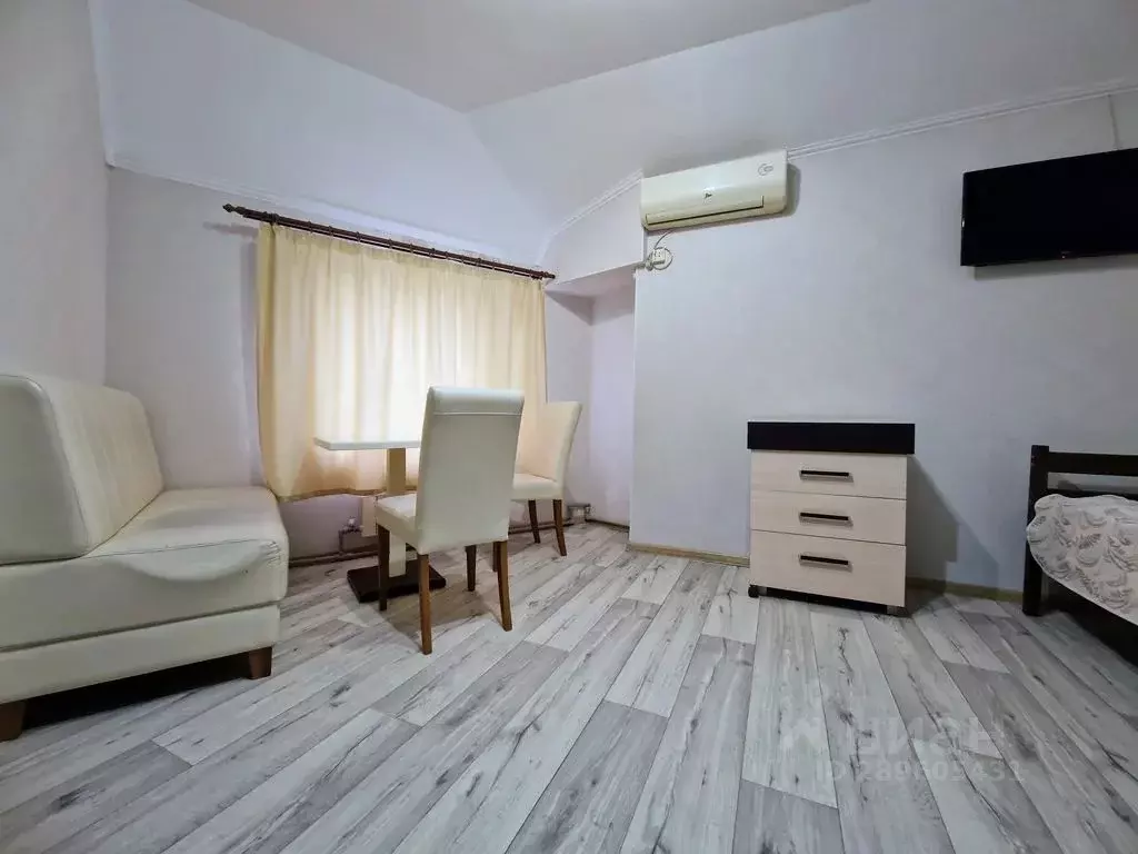 2-к кв. Крым, Феодосия ул. Украинская, 26 (60.0 м) - Фото 0